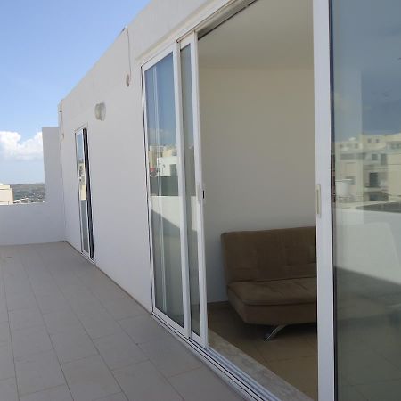 Shamrock Flats Apartment Mellieħa Стая снимка